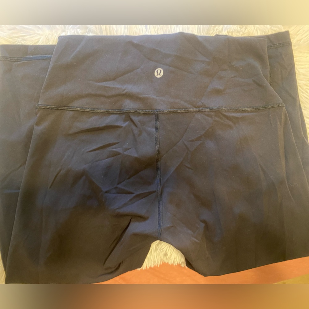 Lululemon yoga pants - Picture 1 of 2